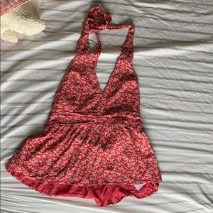 Tank top with floral pattern